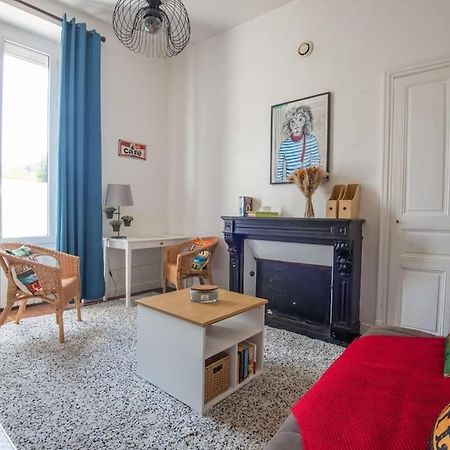 Le Petit Cosy Apartment อองเชร์ ภายนอก รูปภาพ